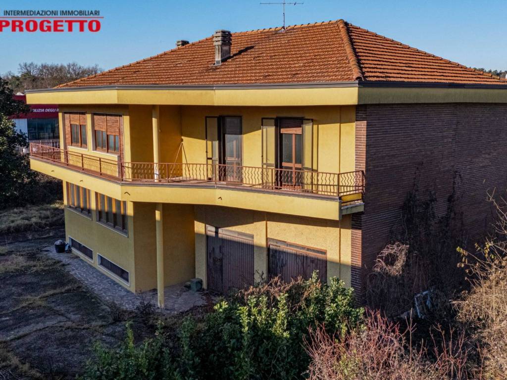 Villa a Mariano comense in Via 20 Settembre, 2 - Foto 2