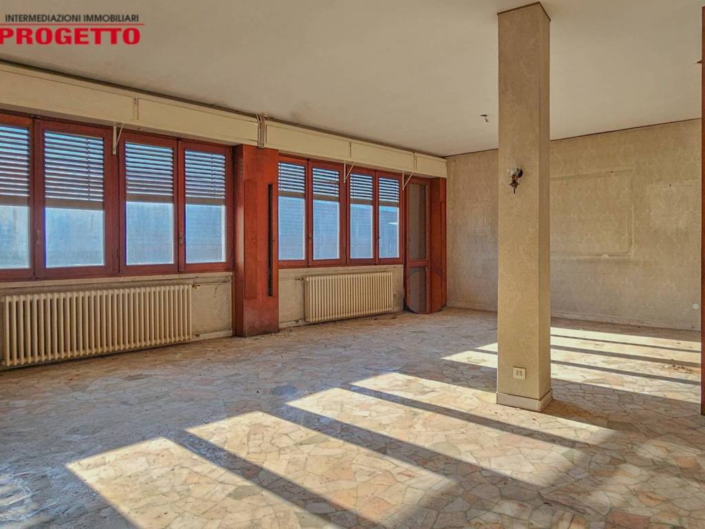 Villa a Mariano comense in Via 20 Settembre, 2 - Foto 4