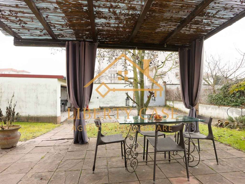 Villa a Vercelli in Via Cadore, 29 - Foto 3