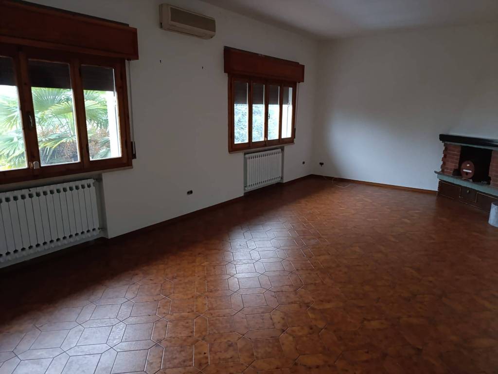 Villa a Castellarano in Via Matilde di Canossa - Foto 5