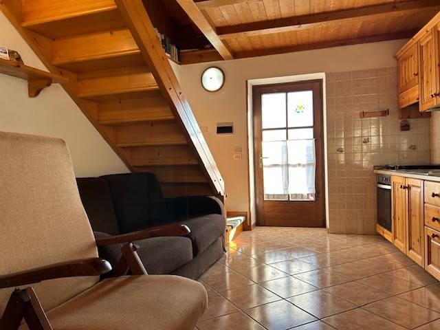 Casa indipendente a Novella in Località Arsio, 38 - Foto 3