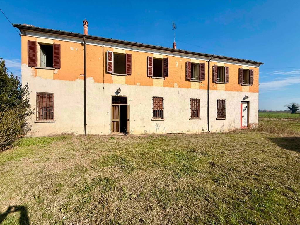 Villa a Alfonsine in Via Raspona, 48 - Foto 2