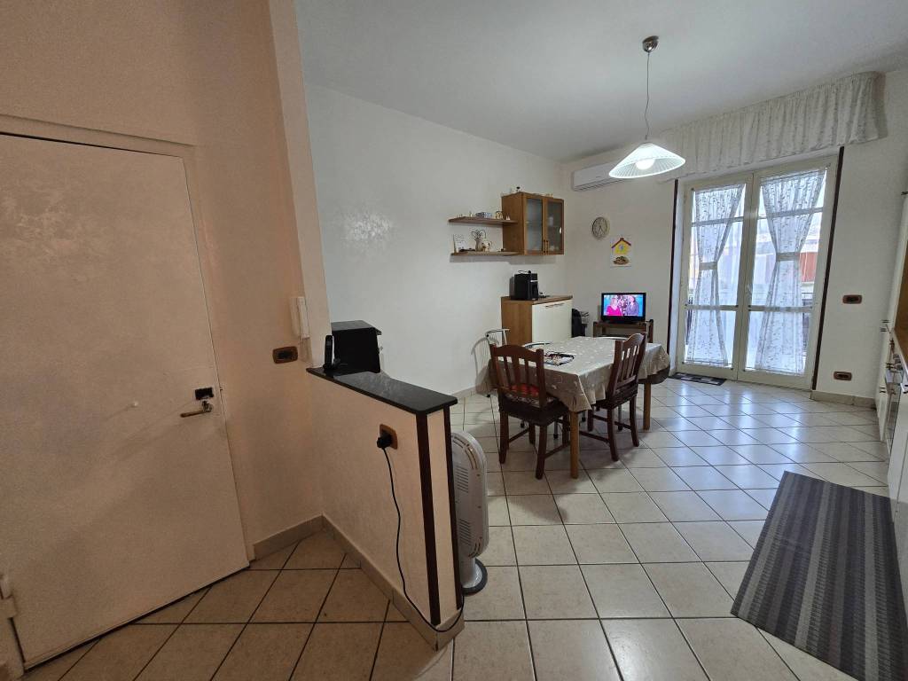 Appartamento a Cercola in Viale Schellembrid - Foto 4