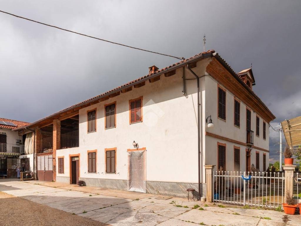 Casa indipendente a Revigliasco d'asti in Strada Cappellero, 1 - Foto 2
