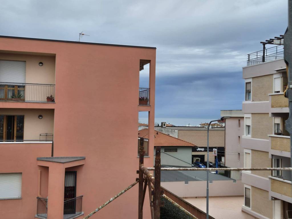 Attico / mansarda a Fano in Via del Lavoro, 15 - Foto 4