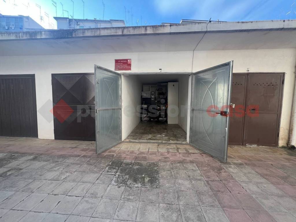 Box / garage a Taranto in via Plateja, 100 - Foto 2