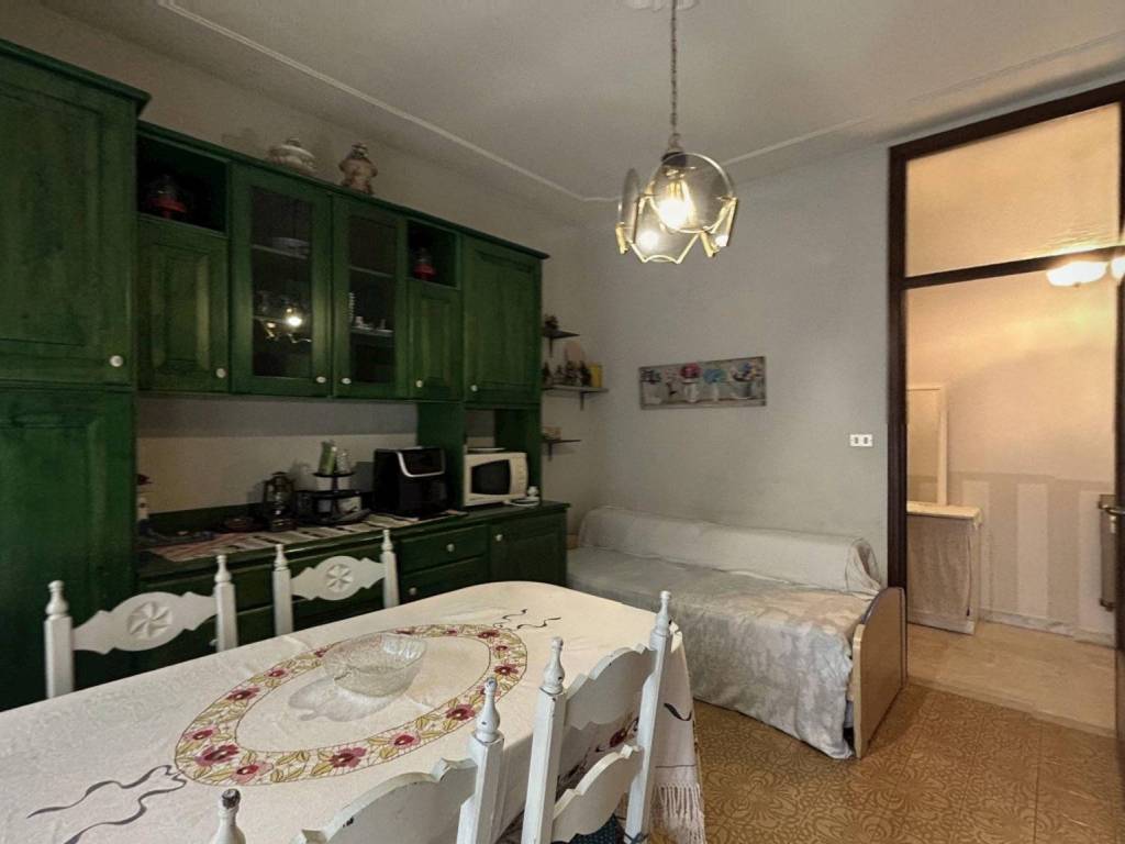 Appartamento a Borghetto santo spirito in Piazza Repubblica dell'Ossola, 2 - Foto 5