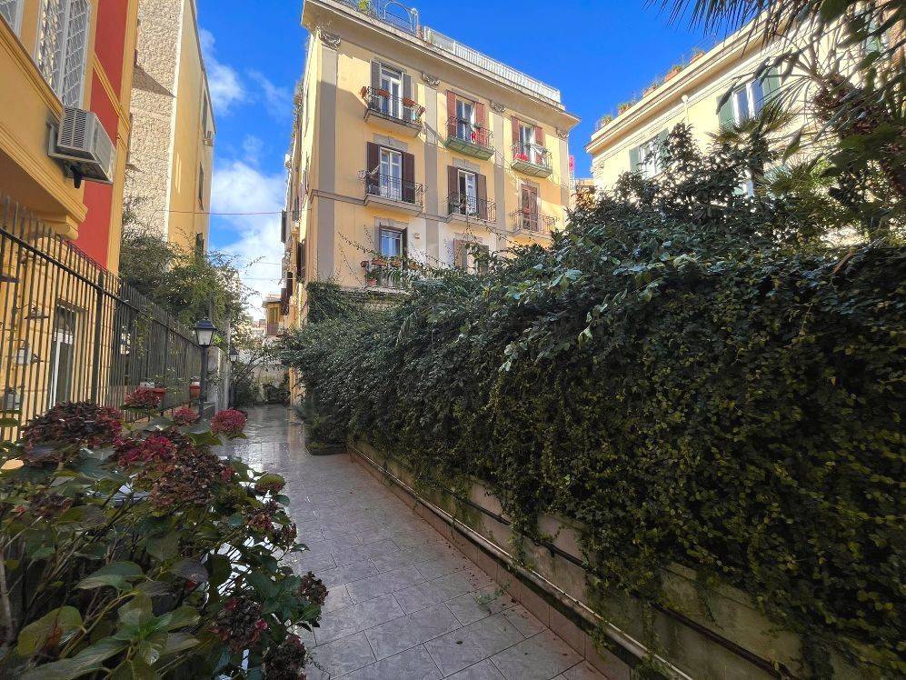 Appartamento a Napoli in Via Enrico Alvino - Foto 5