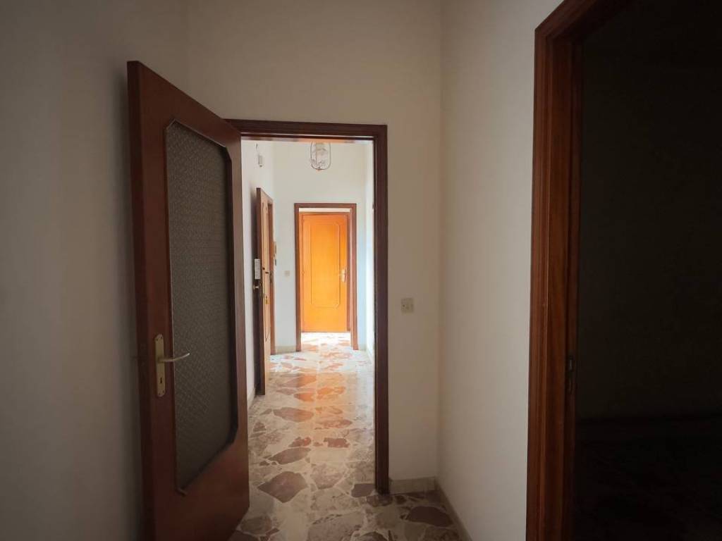 Appartamento a Catania in Via Cimone - Foto 4