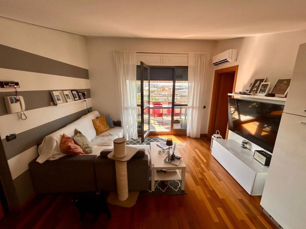 Appartamento a Lipomo in Via Montorfano, 51 - Foto 3