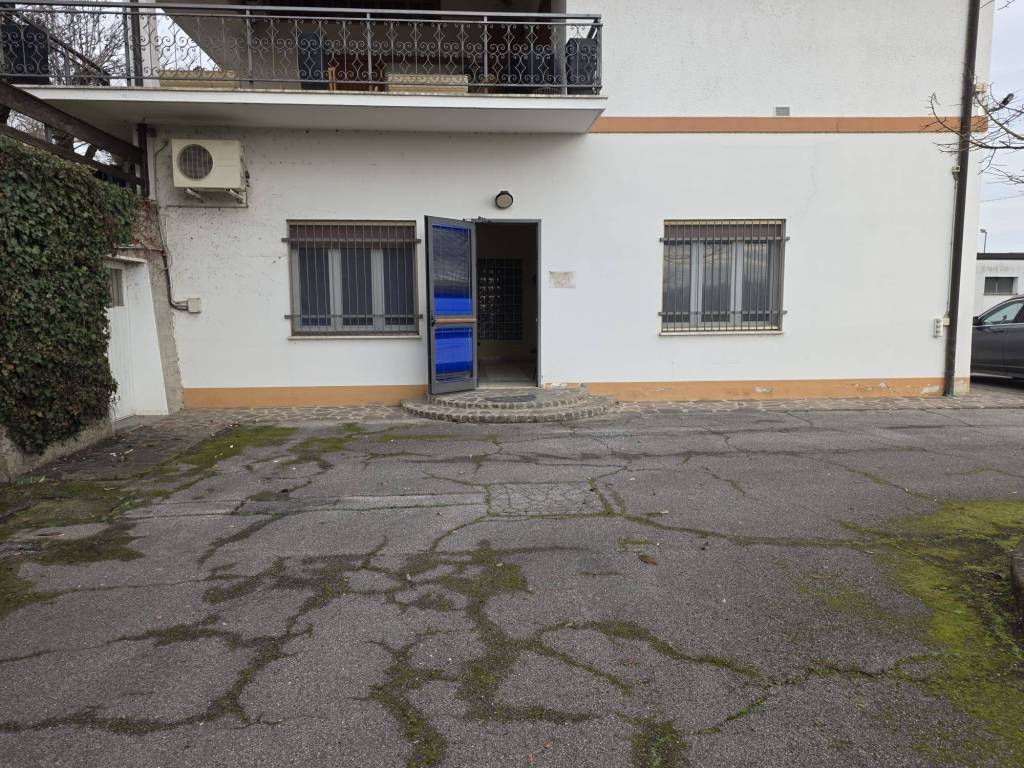 Immobile a Cento in Via dei Tigli, 9 - Foto 3