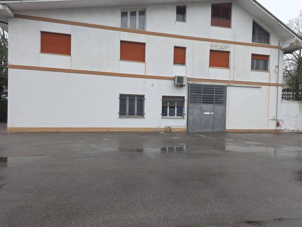 Immobile a Cento in Via dei Tigli, 9 - Foto 4