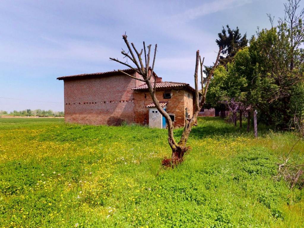 Villa a Cento in Via Mussolina - Foto 5