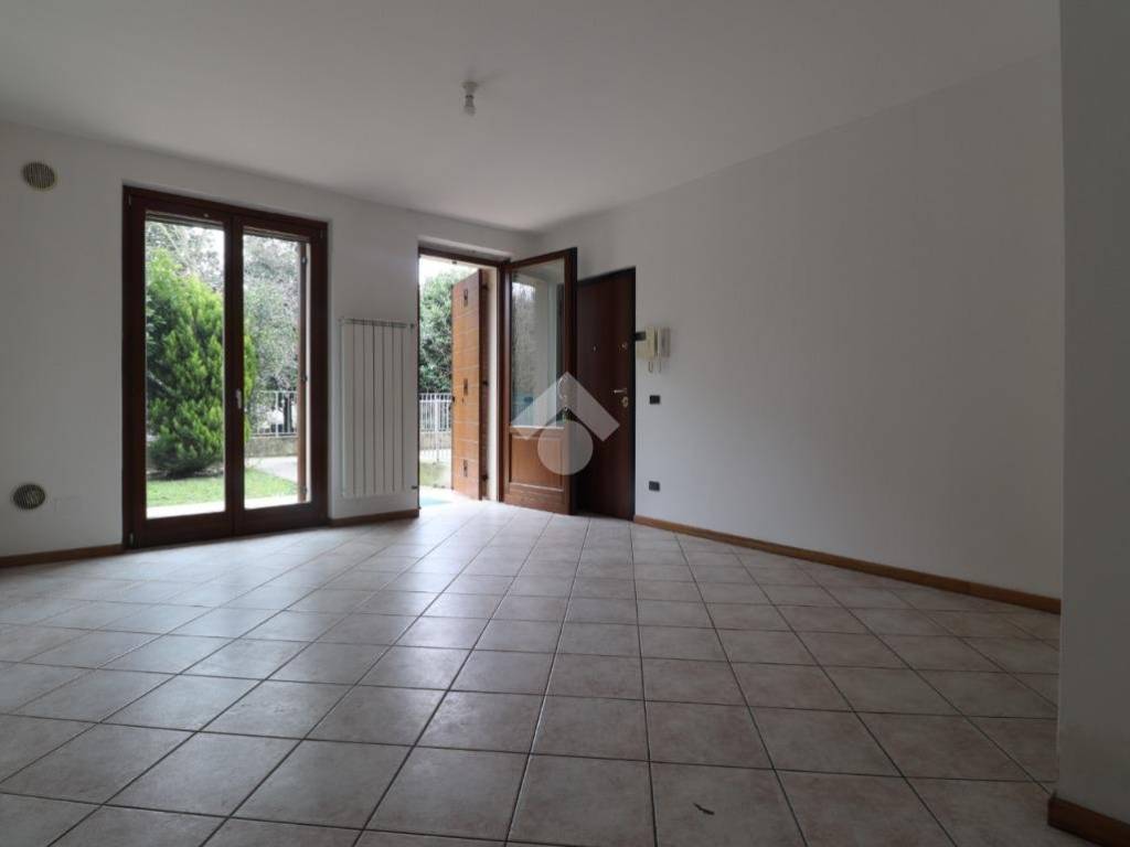 Appartamento a Mantova in Via Degli Spalti - Foto 4