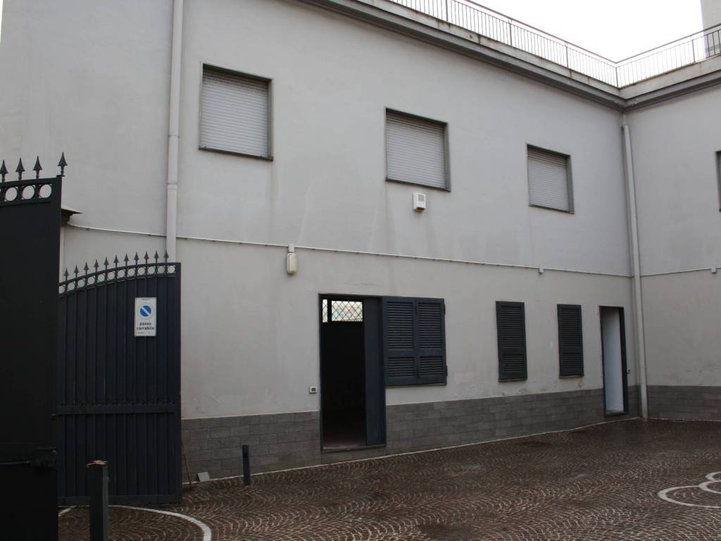 Palazzo / stabile a Napoli in Corso San Giovanni - Foto 4