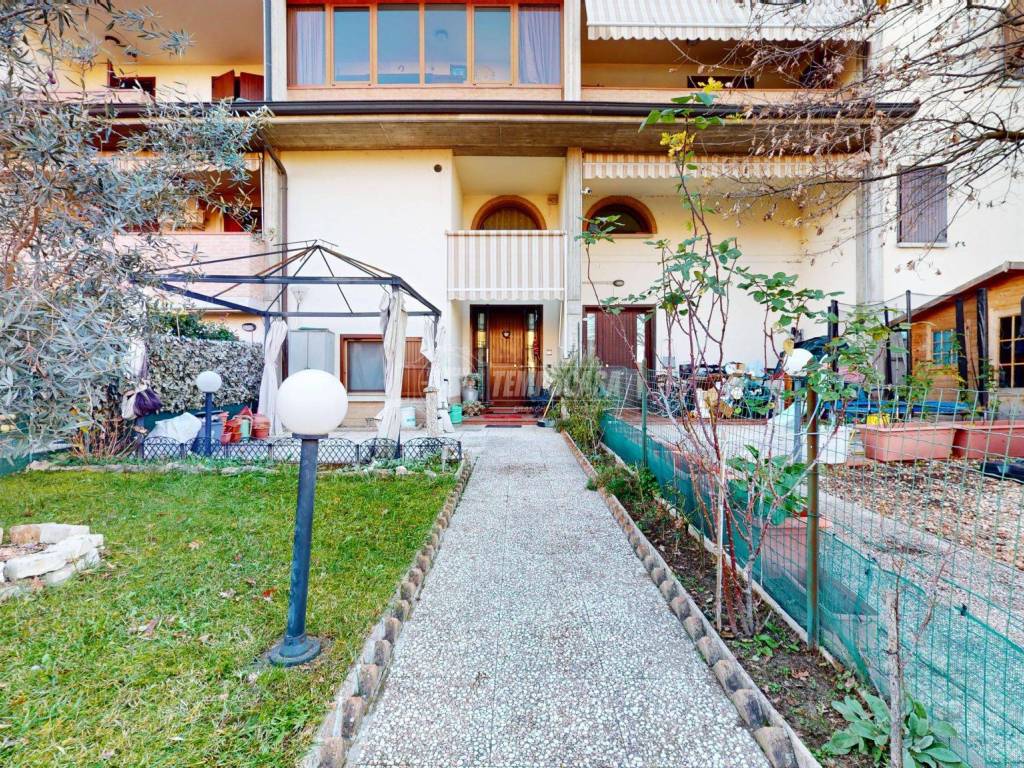 Villetta a schiera a Reggio emilia in via Daniel Bernoulli - Foto 2