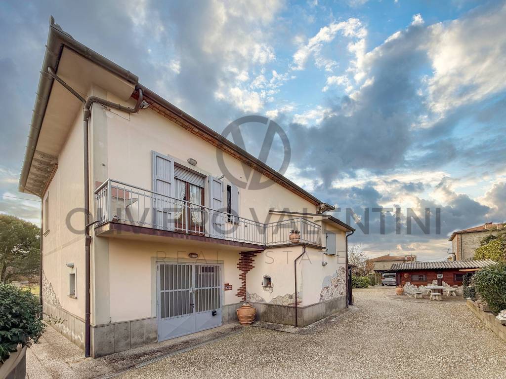 Villa a Arezzo in Via Ripa dell'Olmo, 50 - Foto 4