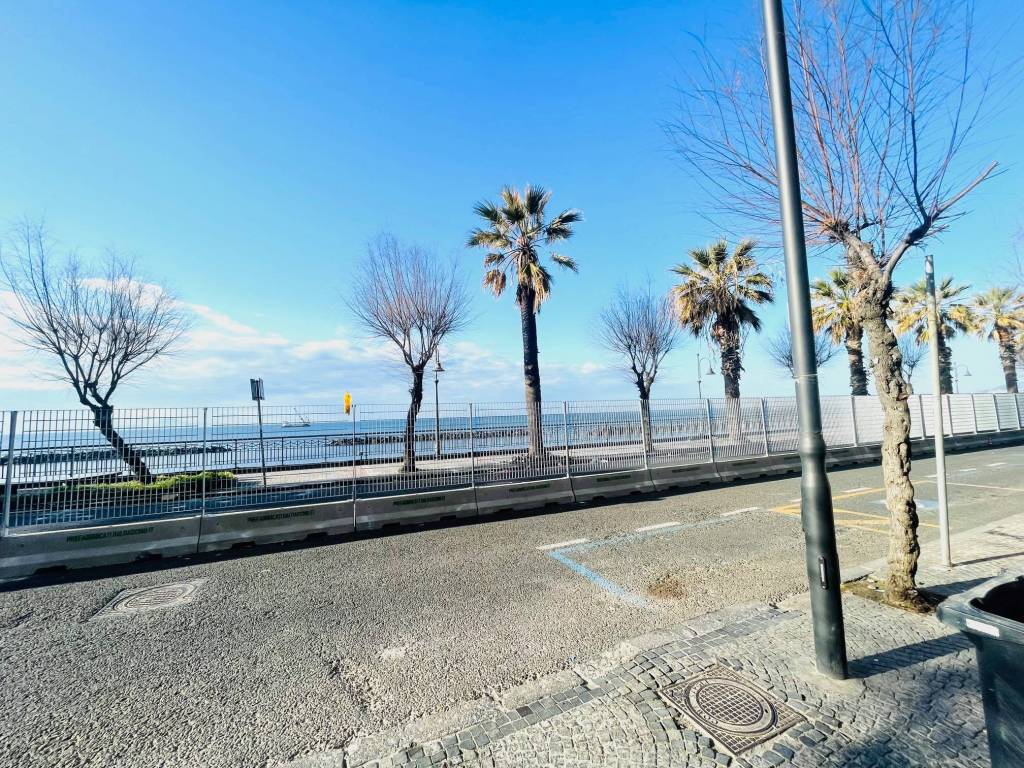Appartamento a Torre del greco in Via Litoranea - Foto 3