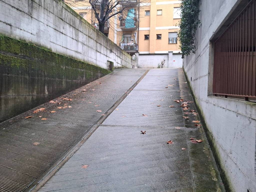 Box / garage a Pioltello in Via alla Stazione, 16 - Foto 2