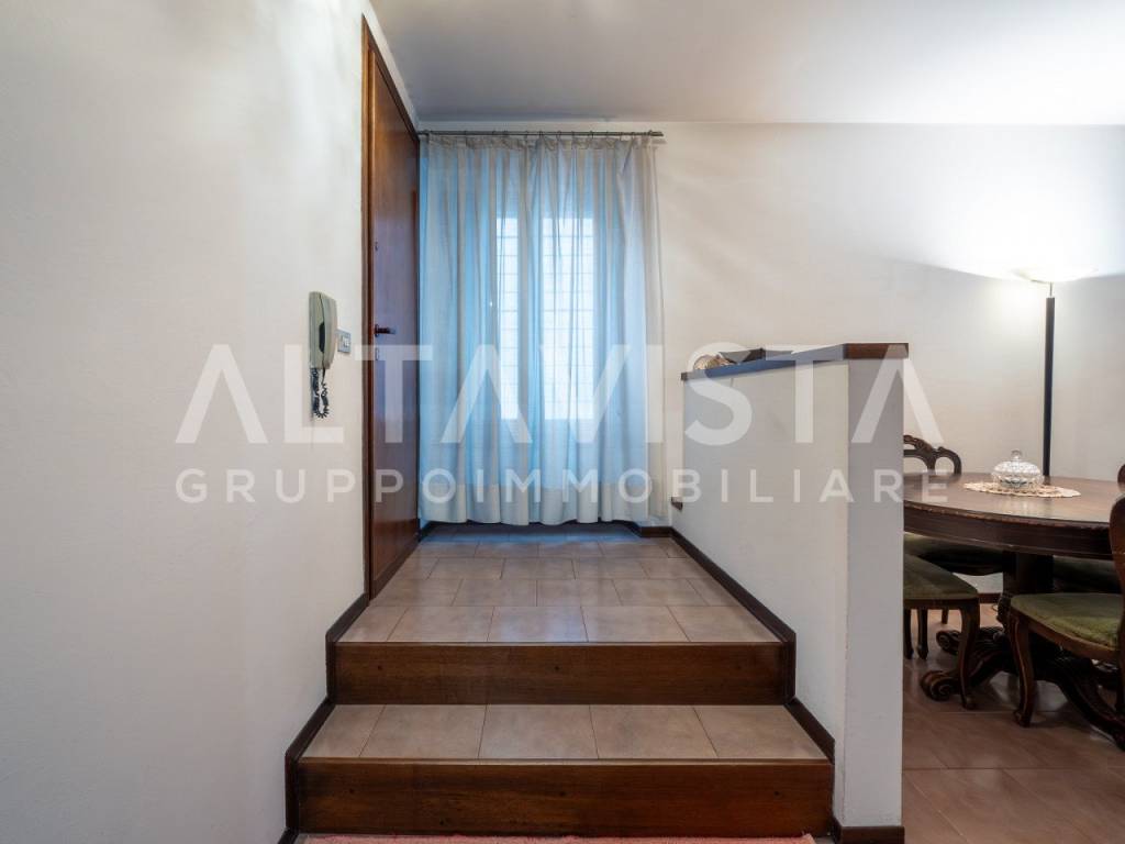 Appartamento a Rezzato in Via Santuario - Foto 2