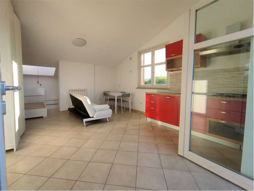 Appartamento a Lucca in Via Vecchia Pesciatina - Foto 3