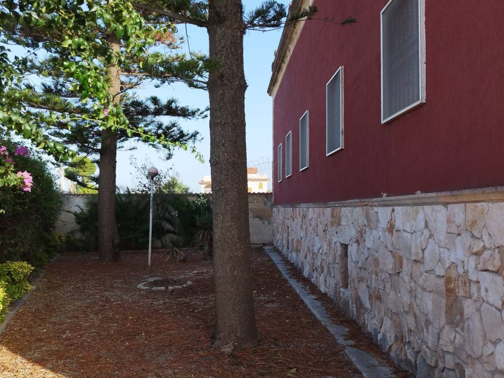 Rustico / casale a Taranto in Via Vizzarro, 80 - Foto 5