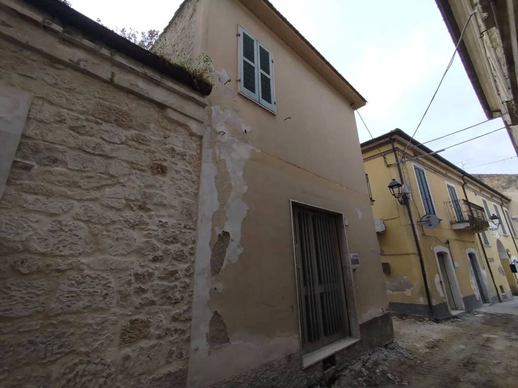 Villa a Fara filiorum petri in Via Della Piazza, 4 - Foto 2
