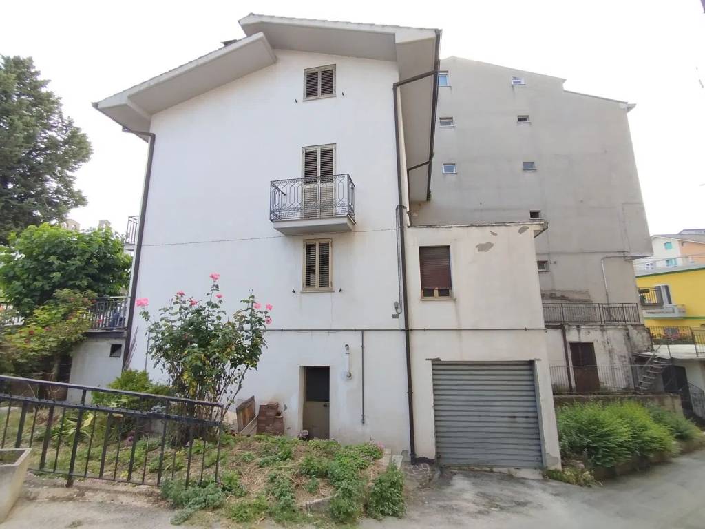 Villa a Guardiagrele in Via Colle Granaro, 2 - Foto 2