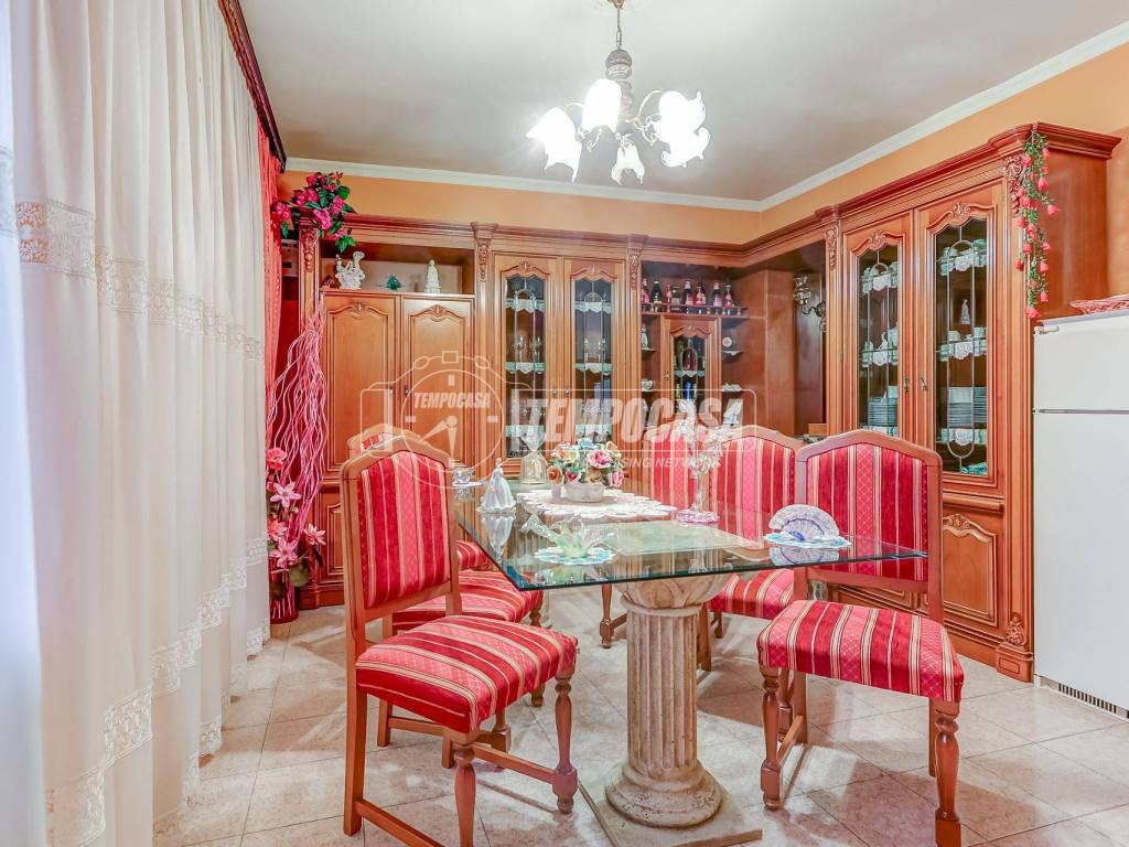 Casa indipendente a Varallo pombia in Via Sempione - Foto 3