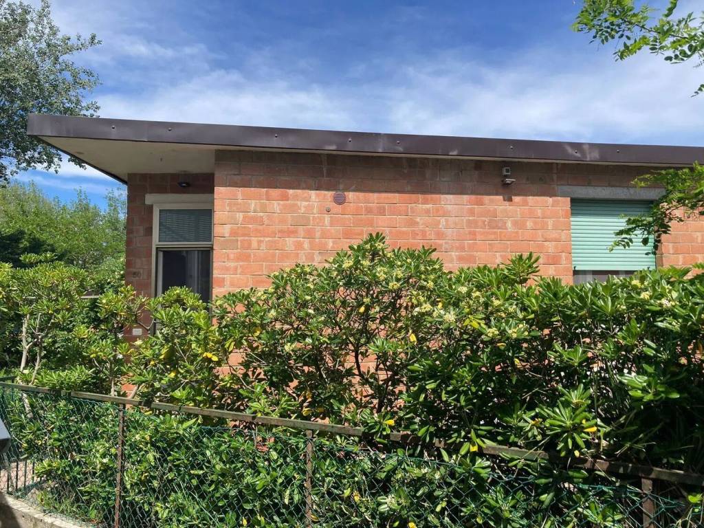 Villa a Comacchio in Viale Dei Mille, 2 - Foto 2