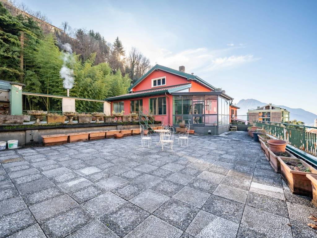 Appartamento a Lecco in Corso San Michele del Carso, 21 - Foto 2