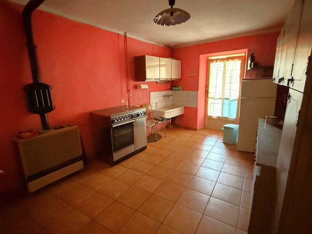 Appartamento a Luserna san giovanni in Via Generale Armando Diaz, 40 - Foto 2