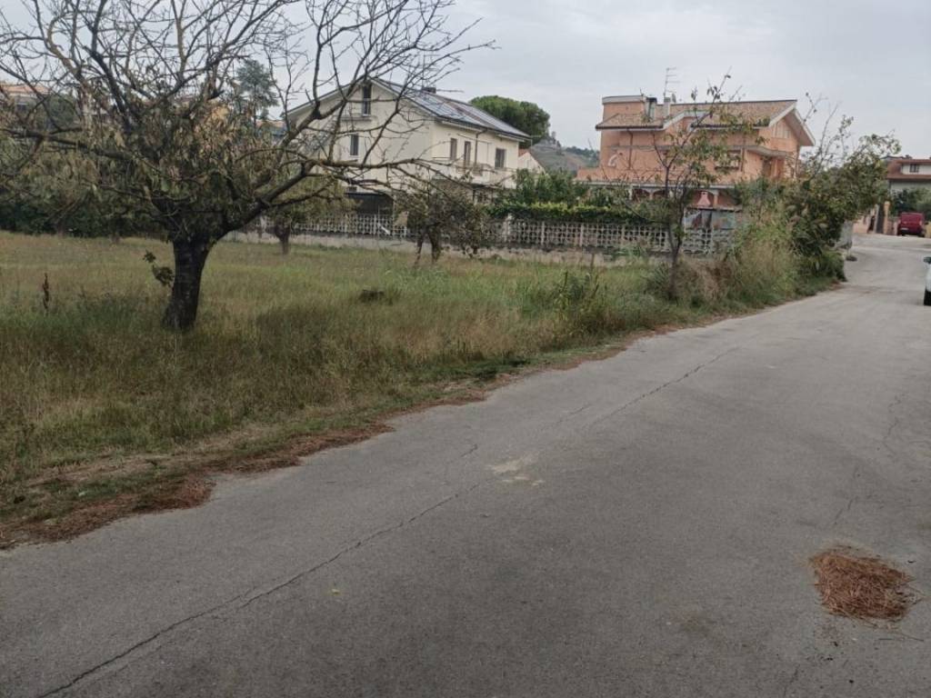 Terreno a Montesilvano - Foto 3