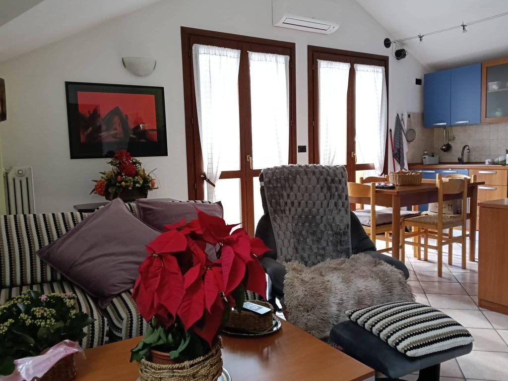 Appartamento a Lanzo torinese in Via 11 Settembre 2001, 1 - Foto 5