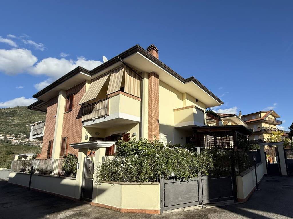 Villa a Fondi in Via Genuardo - Foto 3