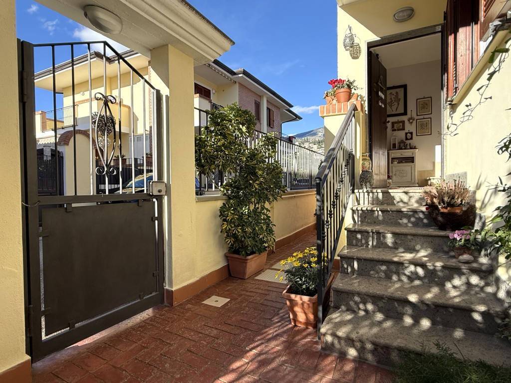 Villa a Fondi in Via Genuardo - Foto 5