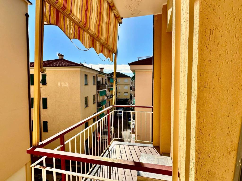 Appartamento a Finale ligure in Via degli Anemoni, 5 - Foto 5