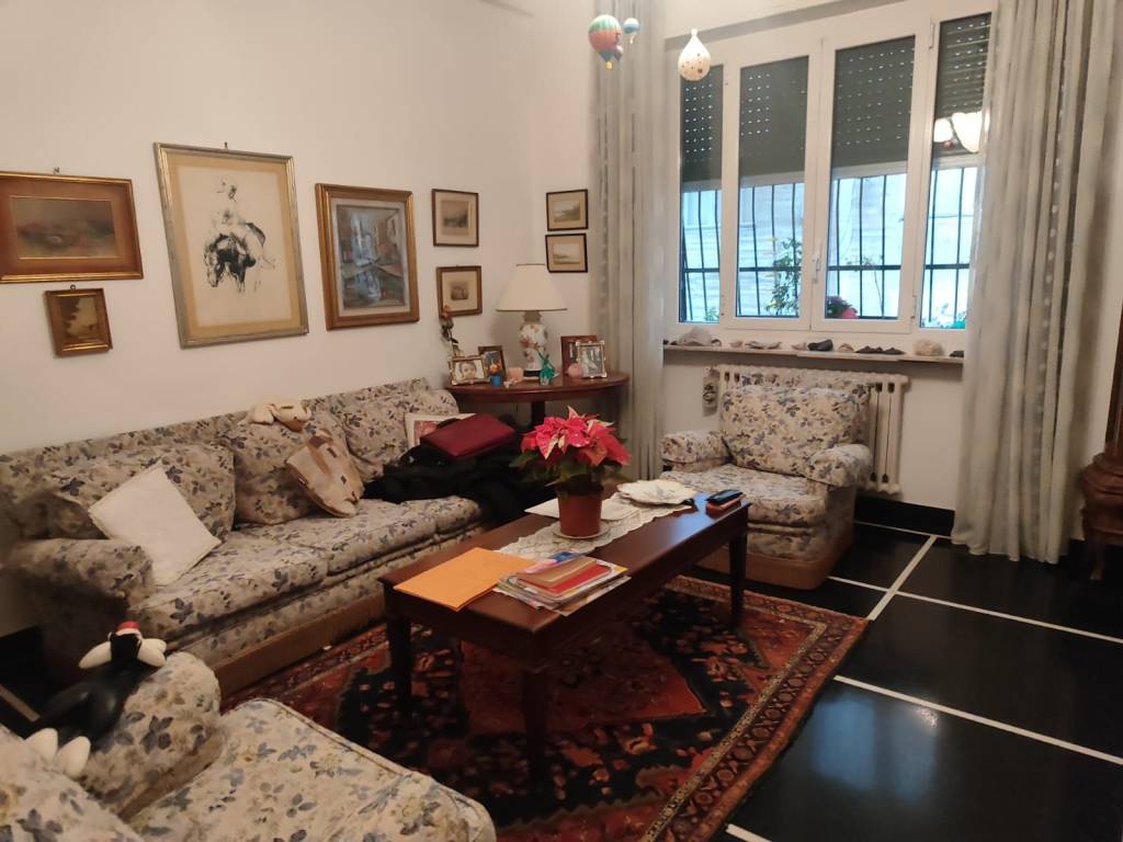 Appartamento a Genova in Via Vincenzo Monti - Foto 4