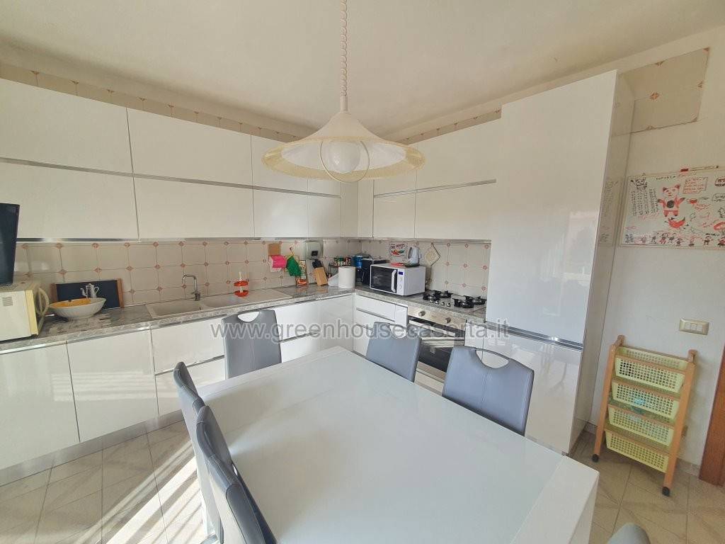Appartamento a Caserta in Via Guglielmo Marconi, 71 - Foto 5
