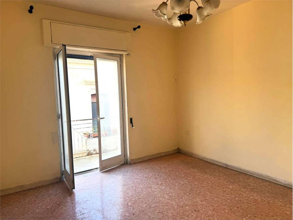 Appartamento a Brindisi in Via Bernardo Selvaggi, 16 - Foto 2
