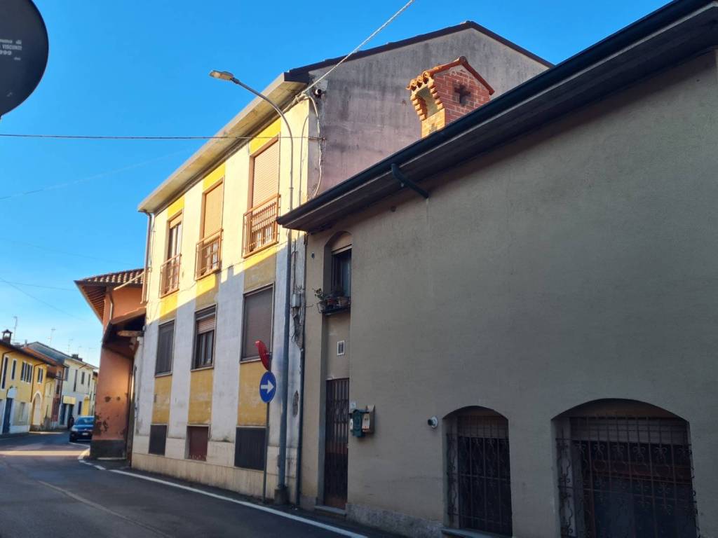 Appartamento a Motta visconti in Via Gigi Borgomaneri, 74 - Foto 4