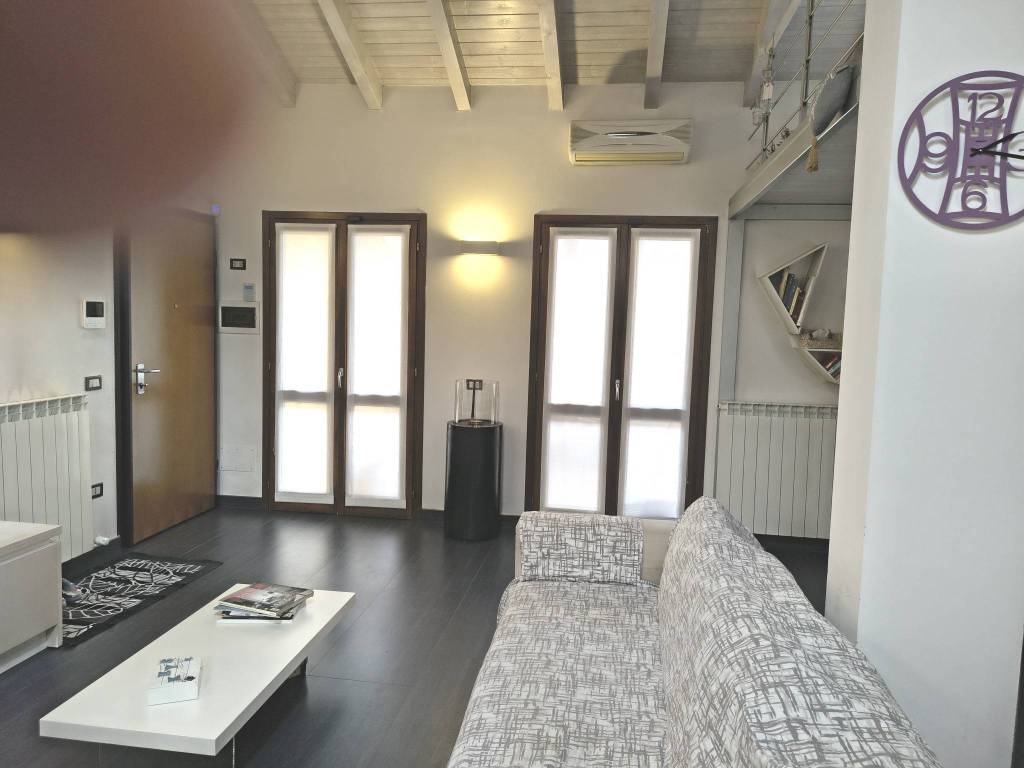 Palazzo / stabile a Lonate pozzolo - Foto 4