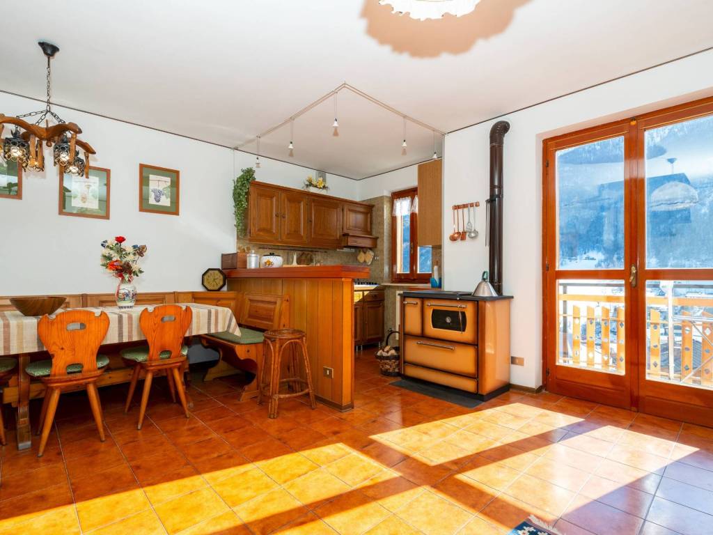 Appartamento a Sampeyre in Via Silvio Pellico, 36 - Foto 2