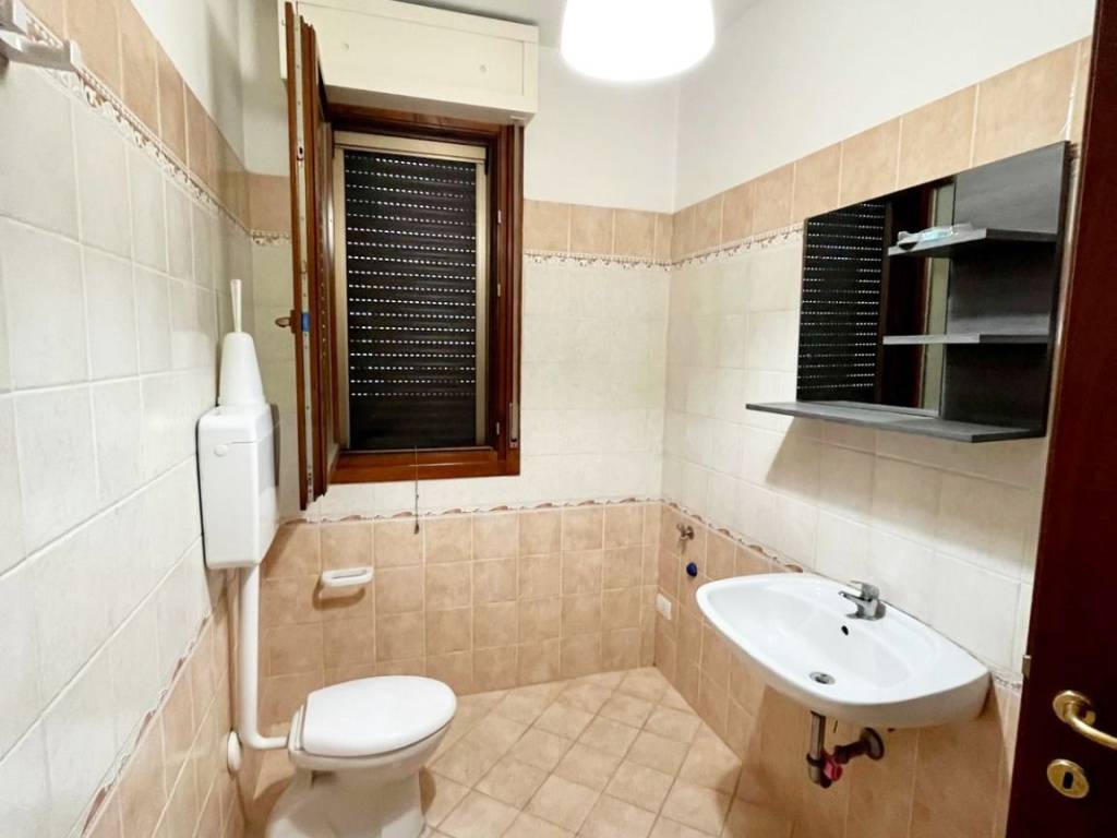 Appartamento a Massa lombarda in Via Padre Antonio Costa - Foto 4