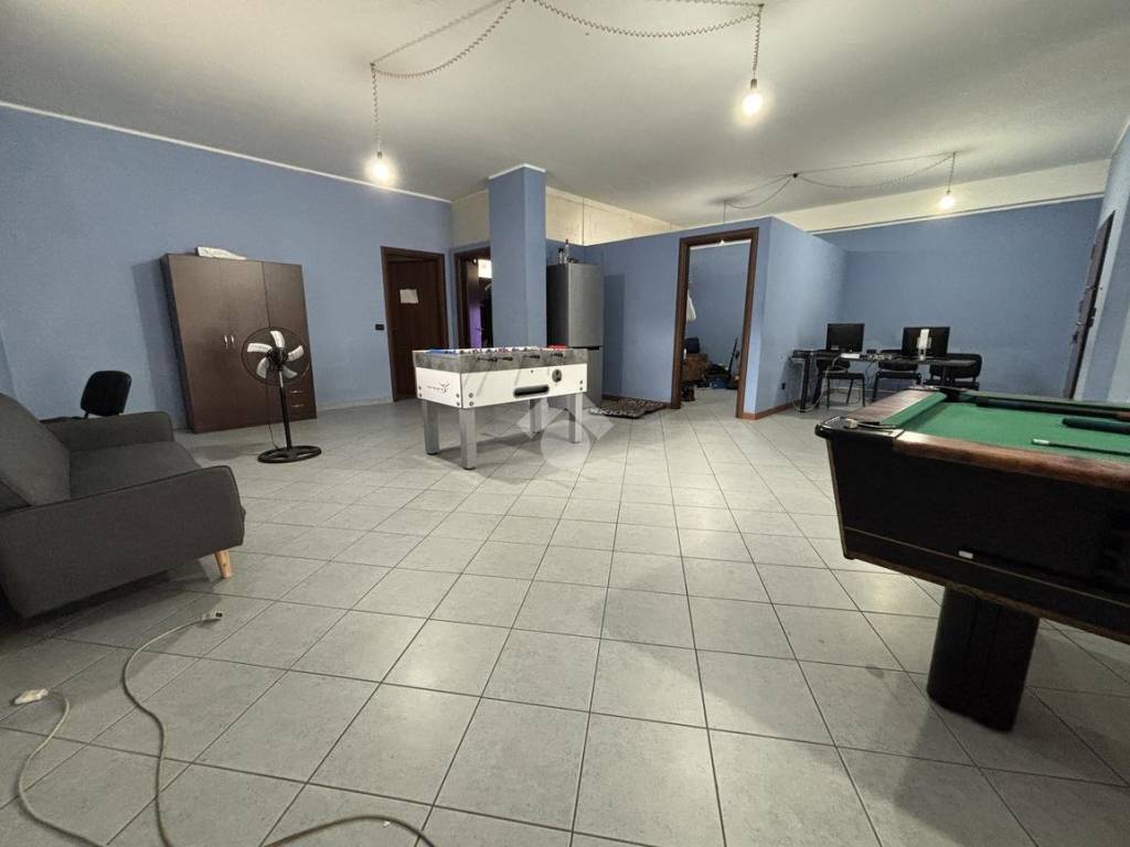 Immobile a Reggio calabria in GARAGE VIA MONSIGNOR AURELIO SORRENTINO, 43 - Foto 5