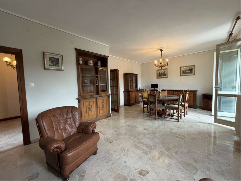 Appartamento a Spoleto in Via Valadier , 22 - Foto 4