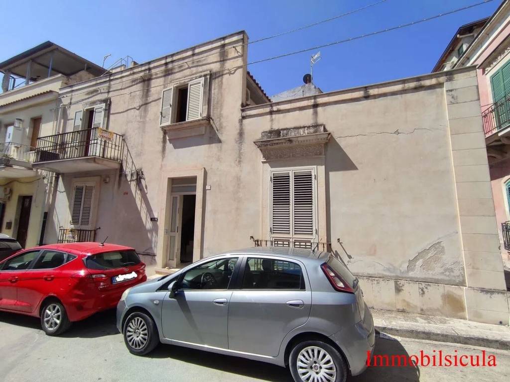 Villa a Rosolini in Via Ispica No Number - Foto 3