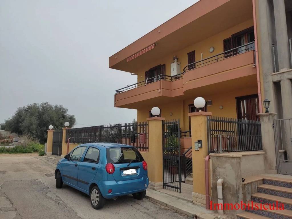 Appartamento a Ispica in Via Dei Tigli, 8 - Foto 3