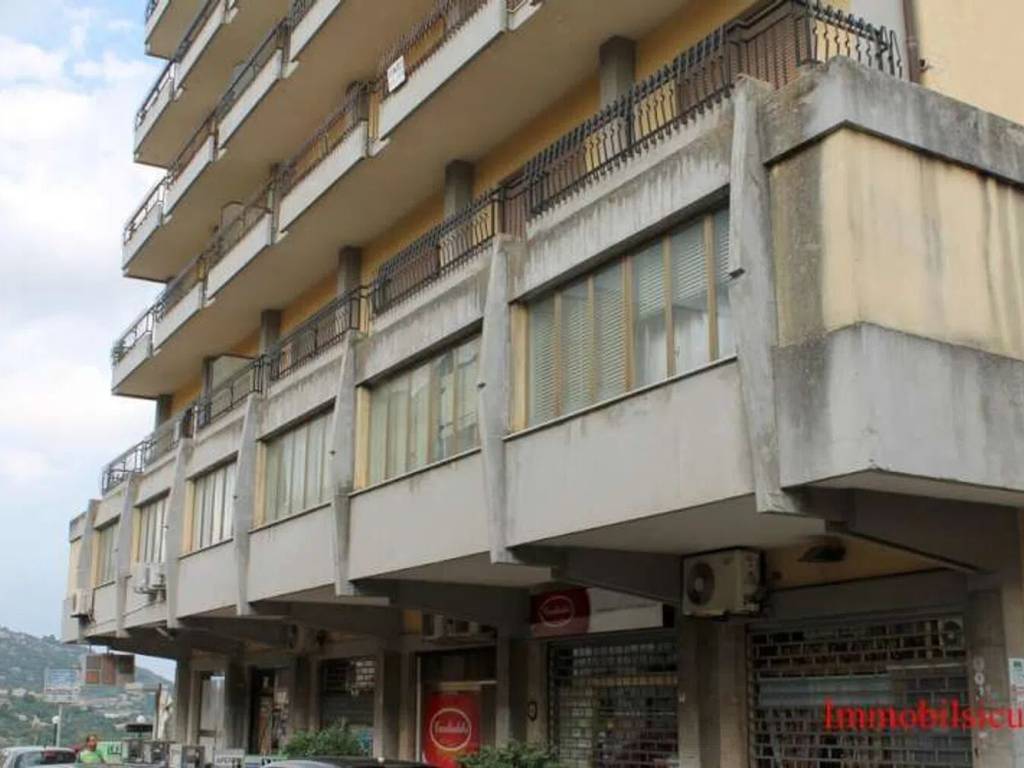 Appartamento a Modica in Corso Vittorio Emanuele, 2 A - Foto 2