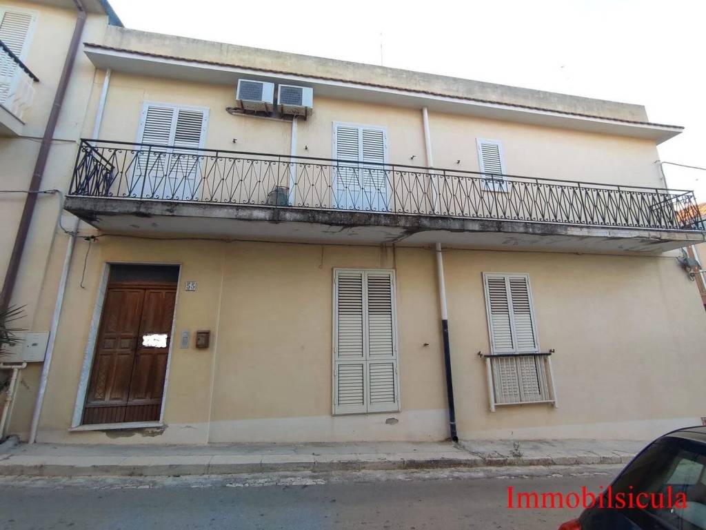 Villa a Ispica in Via Olivio Sozzi, 55 - Foto 2